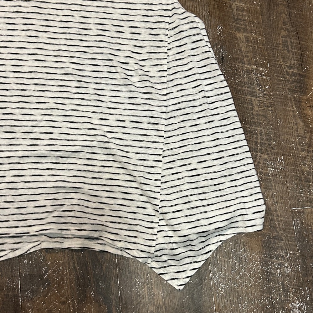 EILEEN FISHER White Black Light Linen Stripe Knit Tank Top M - Picture 2 of 6